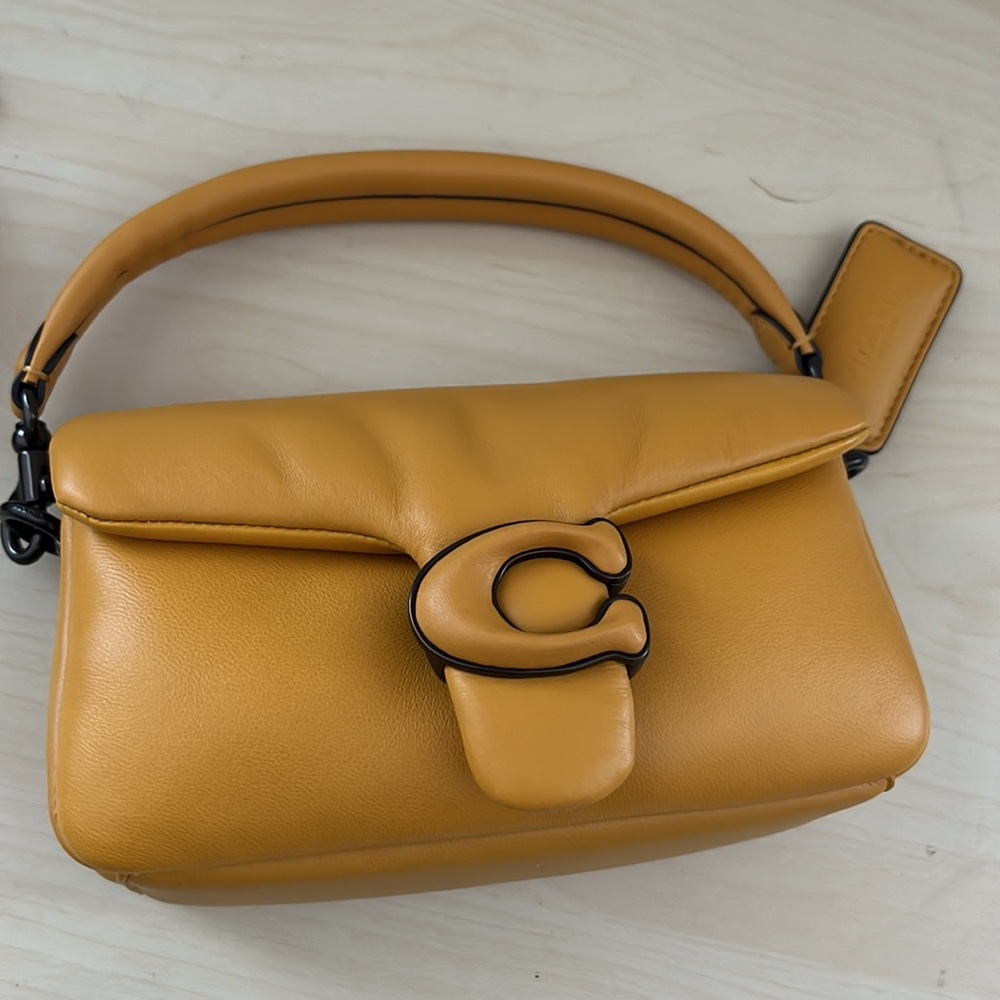 NWT Coach Pillow Tabby 18 in Buttercup - Picture 5 of 12